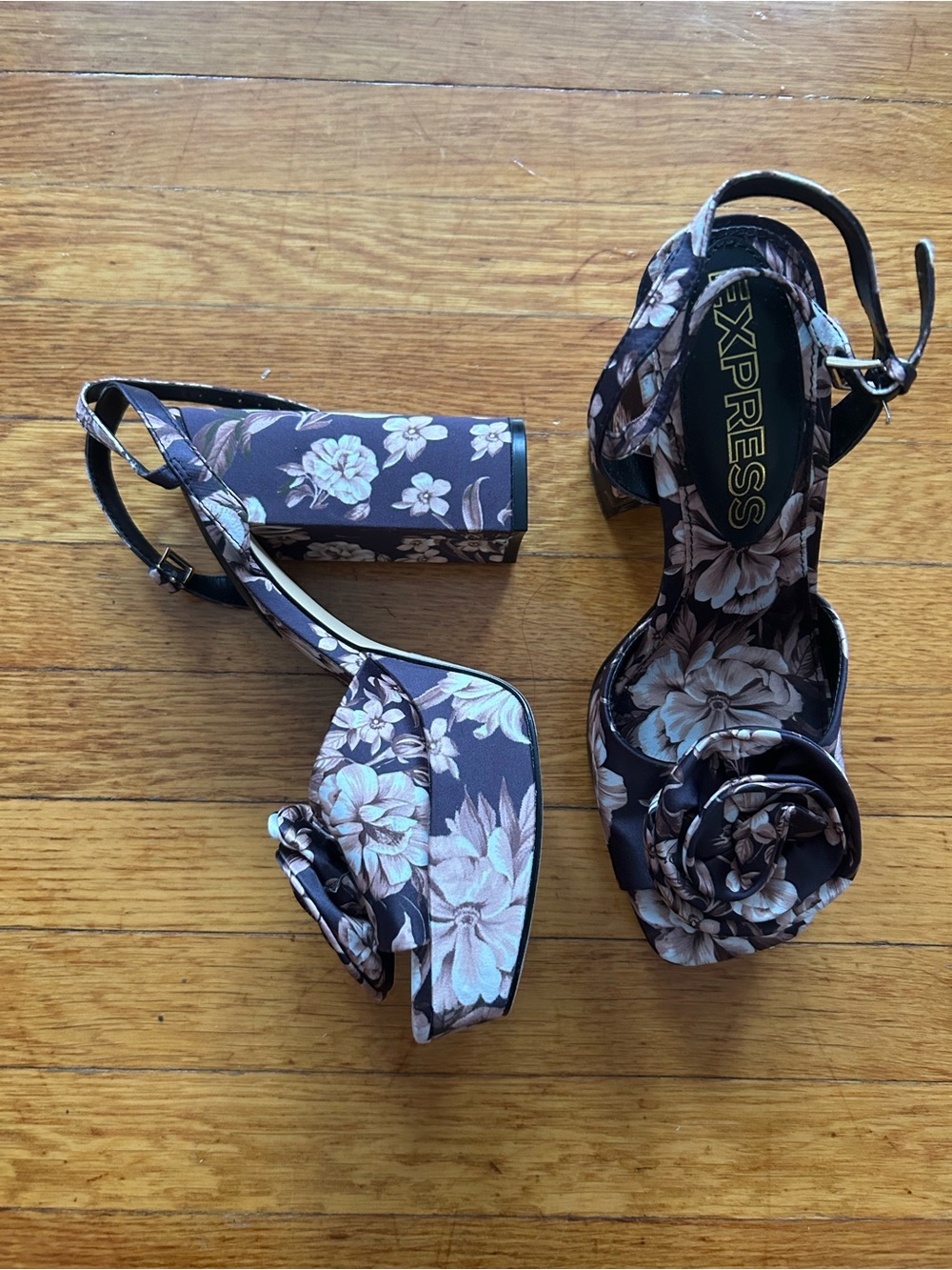 Express Black Floral Platform Sandals with Blush Flowers